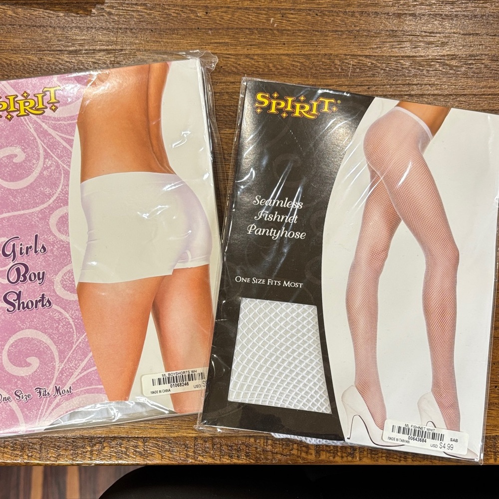 Spirit White Seamless Fishnet Pantyhose Pack